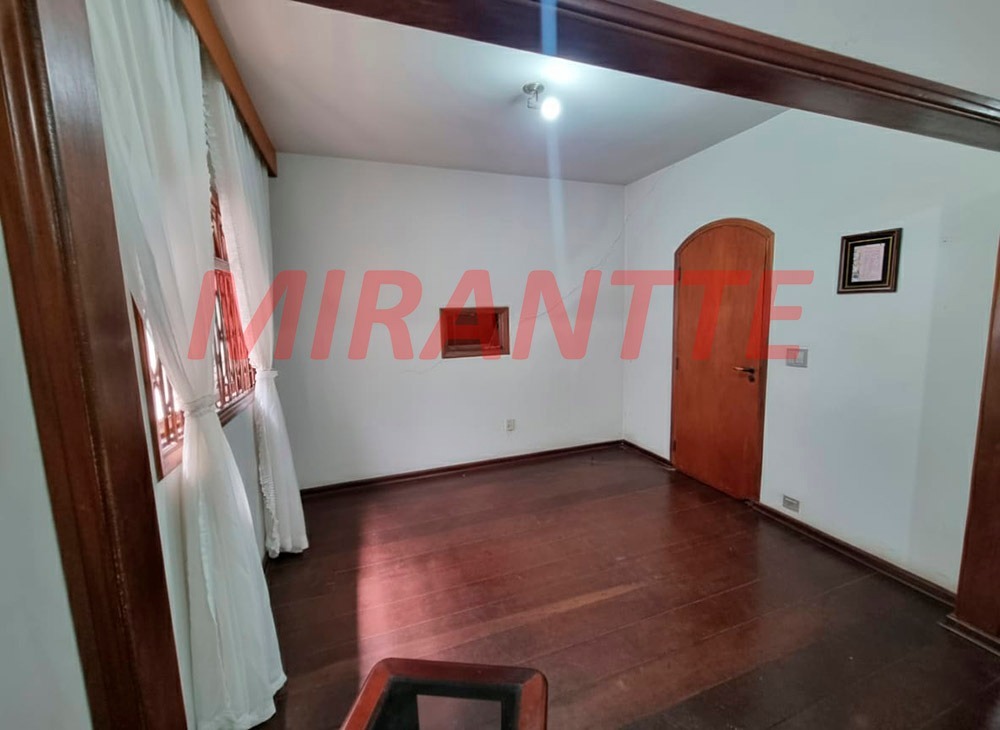 Casa terrea de 352m² com 4 quartos em Barro Branco