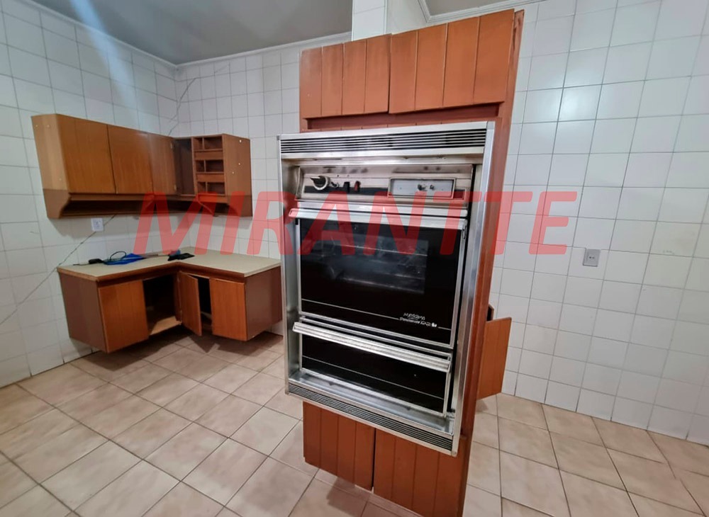 Casa terrea de 352m² com 4 quartos em Barro Branco