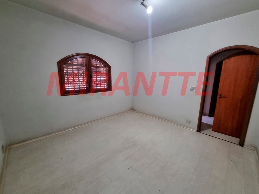 Casa terrea de 352m² com 4 quartos em Barro Branco