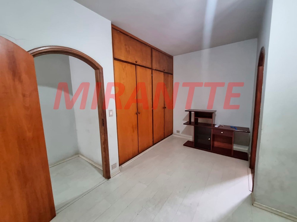 Casa terrea de 352m² com 4 quartos em Barro Branco