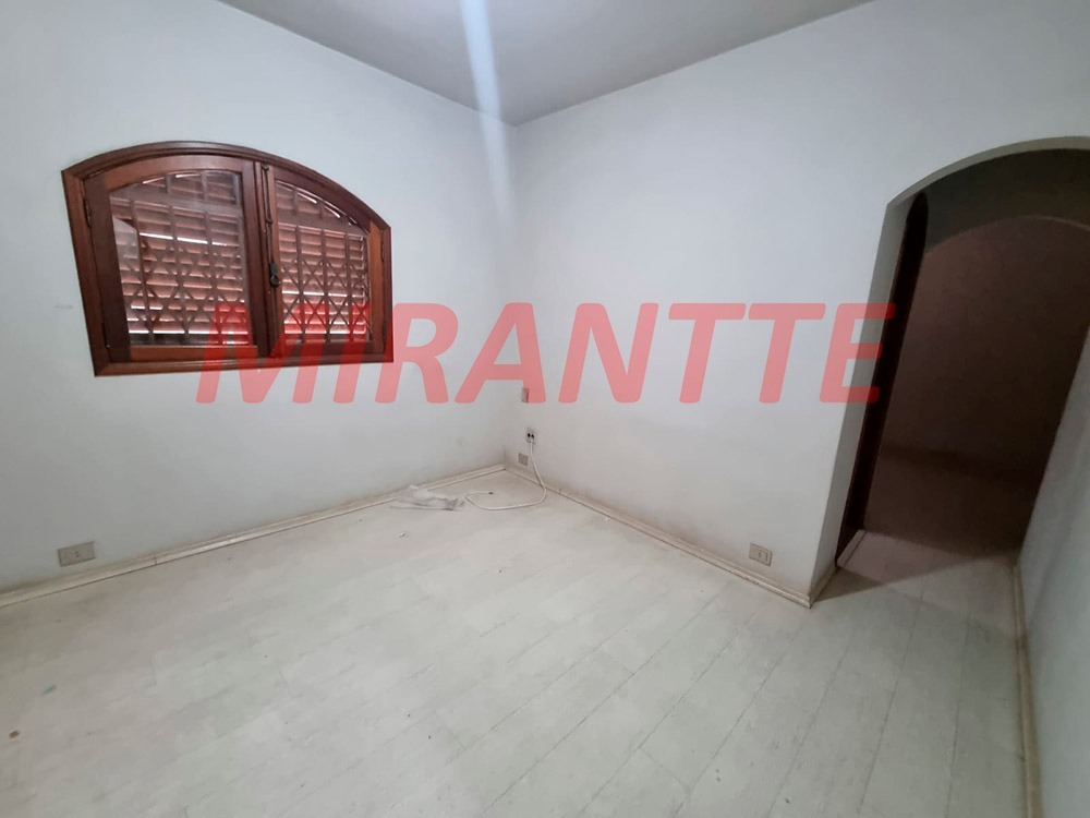 Casa terrea de 352m² com 4 quartos em Barro Branco
