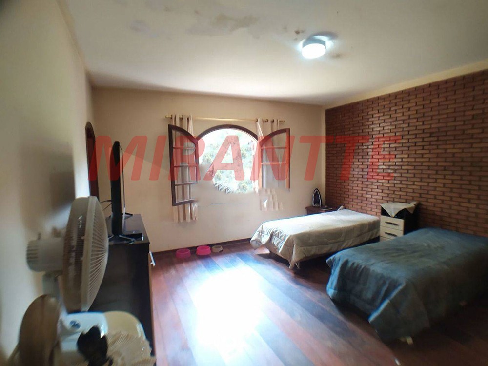 Sobrado de 800m² com 4 quartos em Jardim Estância Brasil