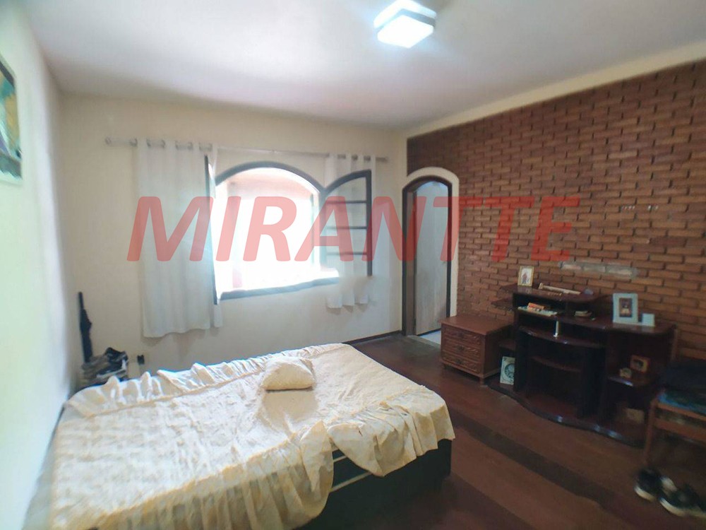 Sobrado de 800m² com 4 quartos em Jardim Estância Brasil