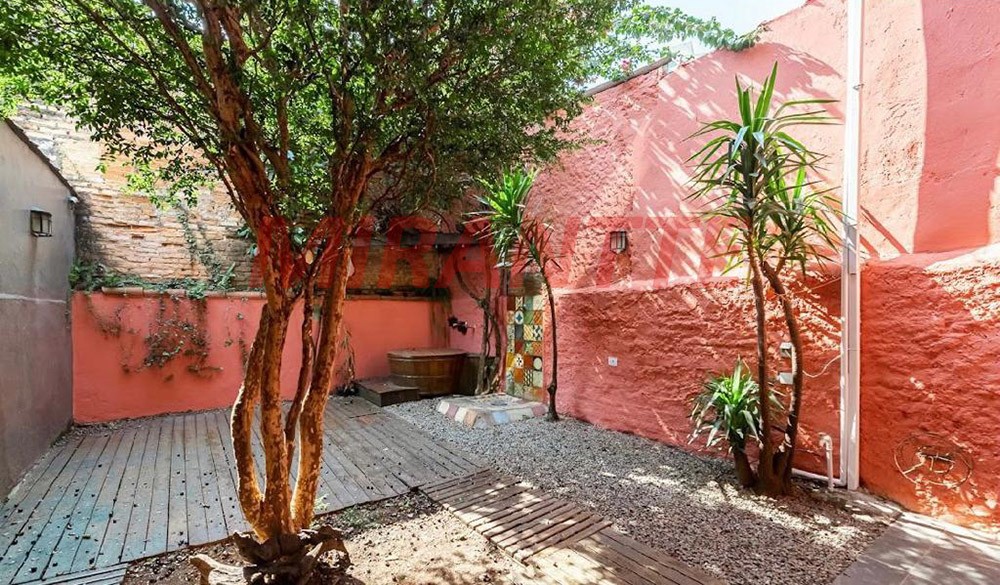 Casa terrea de 240m² com 2 quartos em Barra Funda
