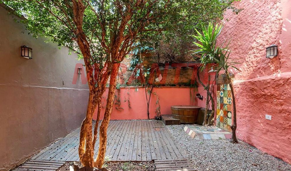 Casa terrea de 240m² com 2 quartos em Barra Funda