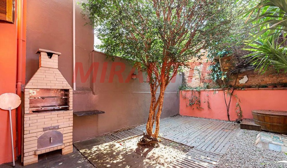Casa terrea de 240m² com 2 quartos em Barra Funda