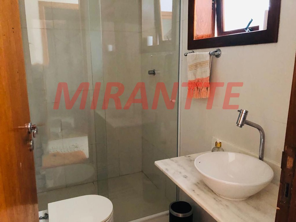 Sobrado de 355m² com 4 quartos em Serra Da Cantareira