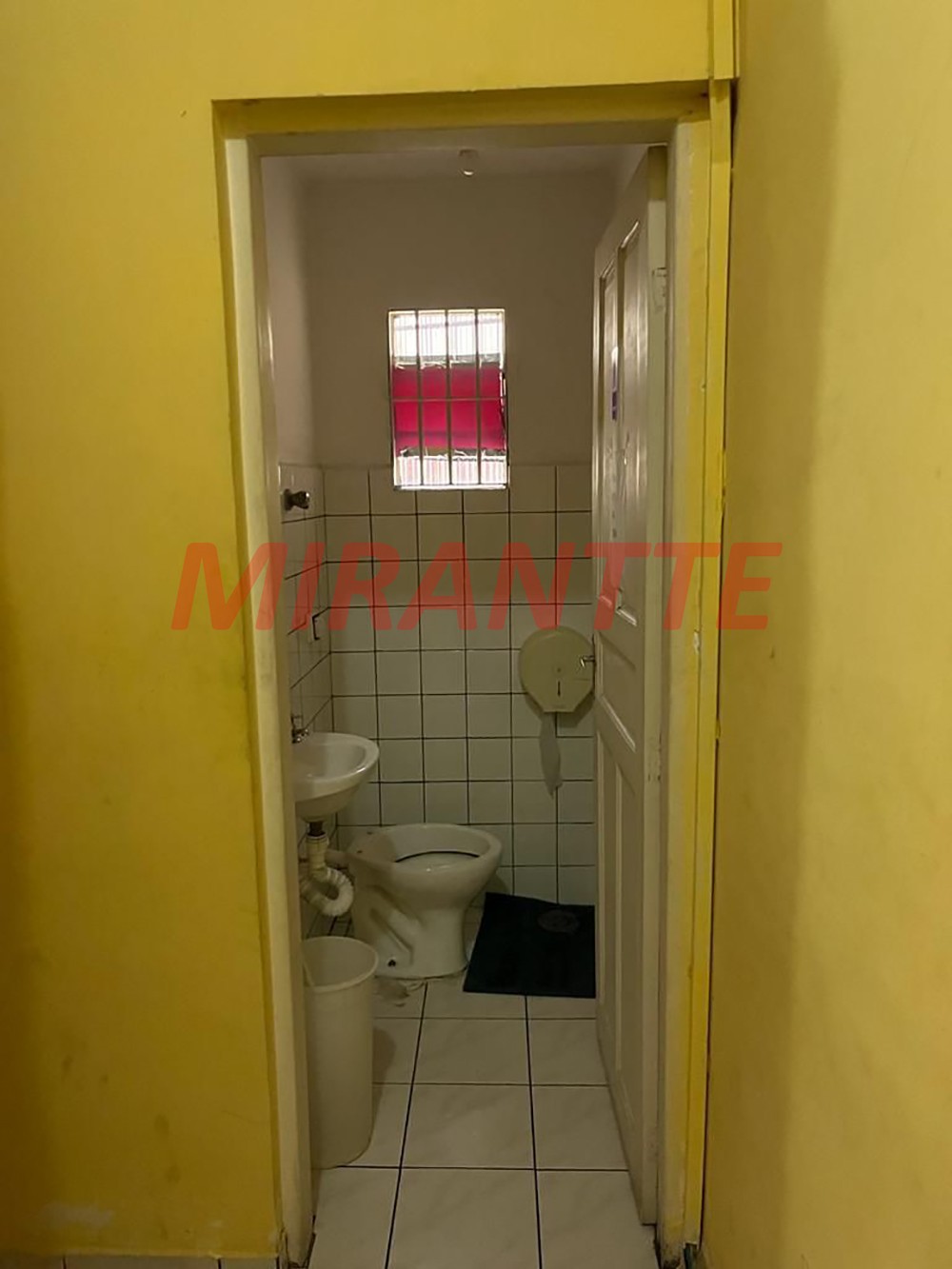 Comercial de 150m² em Vila Mazzei