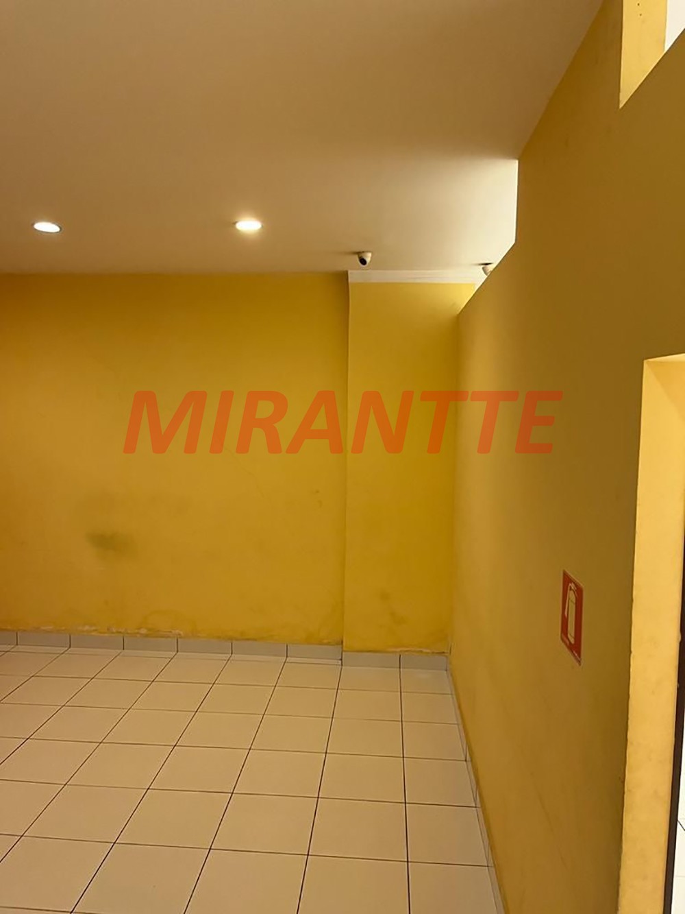 Comercial de 150m² em Vila Mazzei