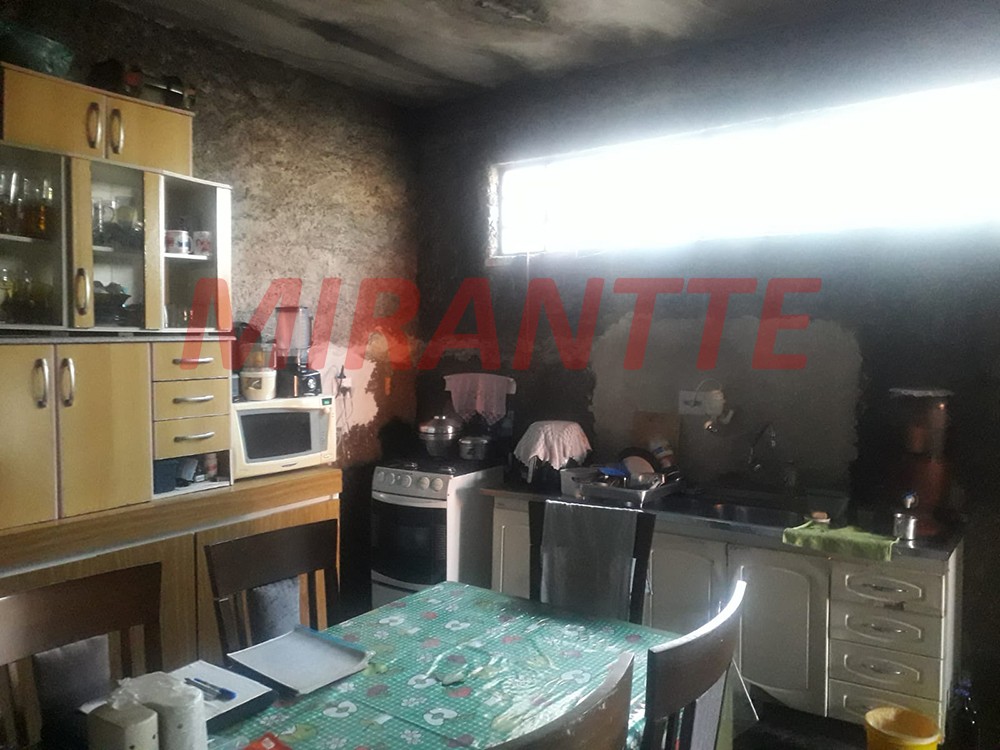 Casa terrea de 84m² com 2 quartos em Jardim Peri