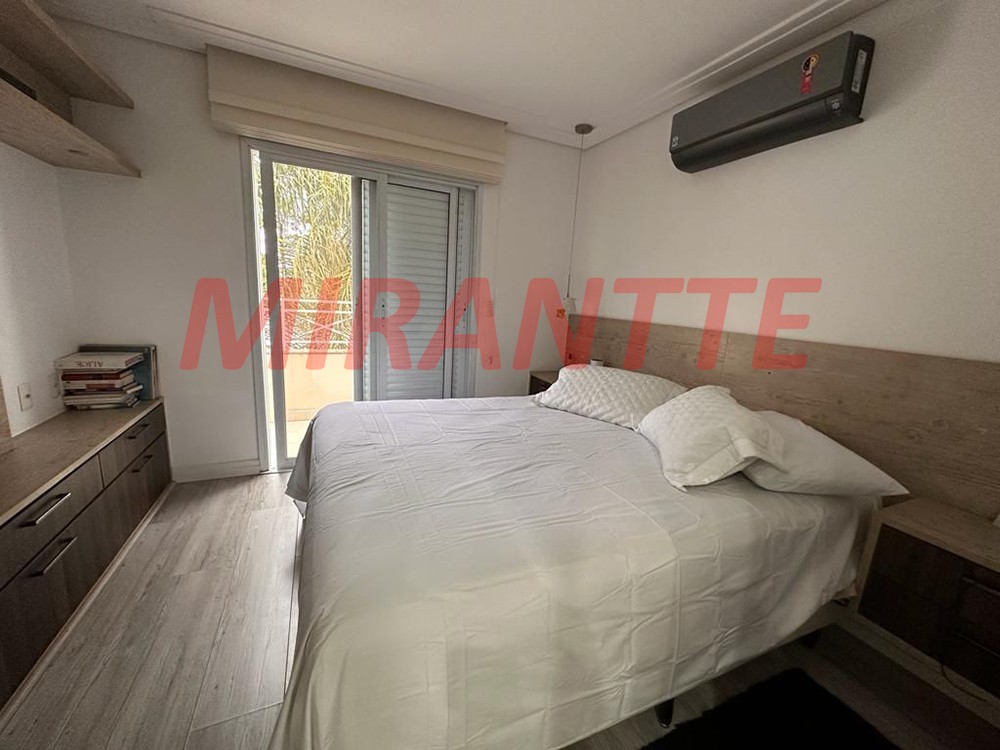 Cond. fechado de 200m² com 3 quartos em Ponte Grande