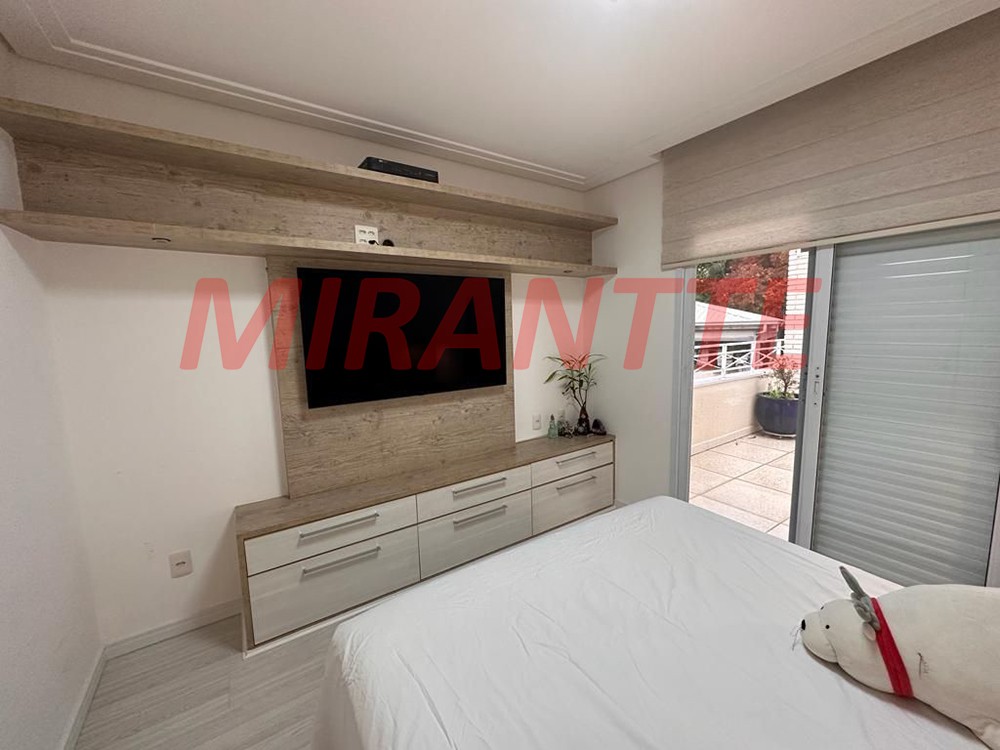 Cond. fechado de 200m² com 3 quartos em Ponte Grande