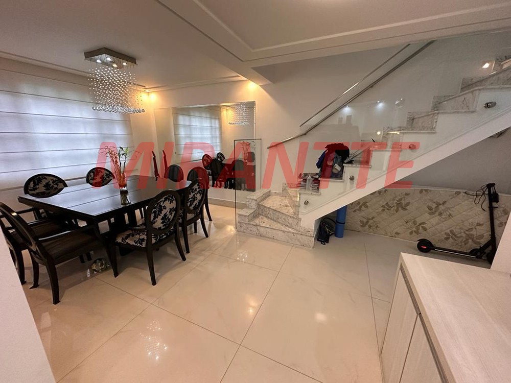 Cond. fechado de 200m² com 3 quartos em Ponte Grande