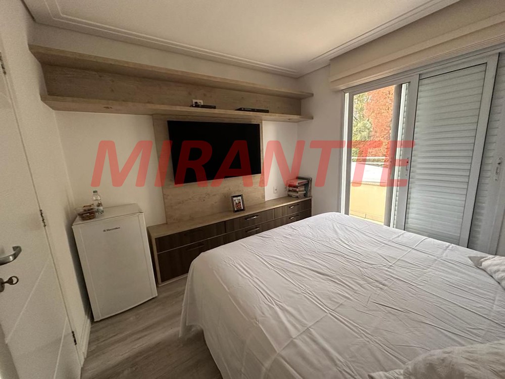 Cond. fechado de 200m² com 3 quartos em Ponte Grande