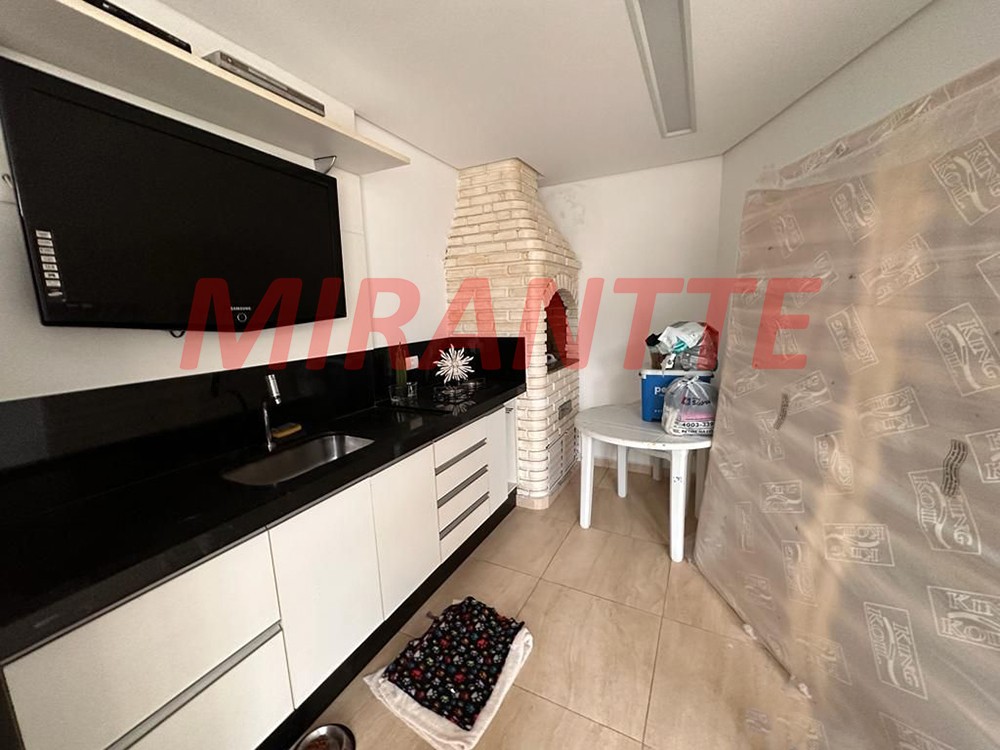Cond. fechado de 200m² com 3 quartos em Ponte Grande