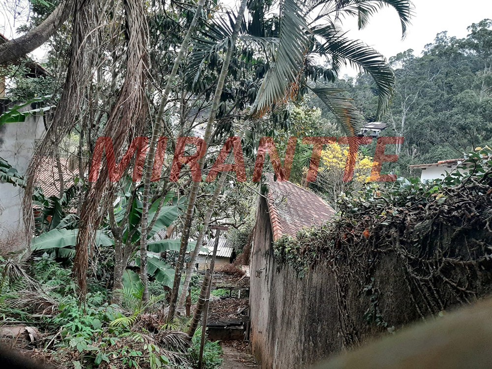 Terreno de 450m² em Jardim Bibi