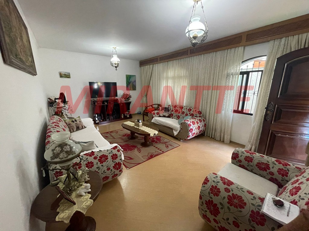 Sobrado de 270m² com 4 quartos em Vila Guilherme