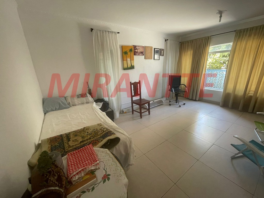 Sobrado de 270m² com 4 quartos em Vila Guilherme