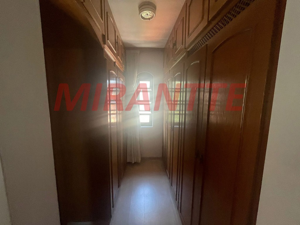 Sobrado de 270m² com 4 quartos em Vila Guilherme