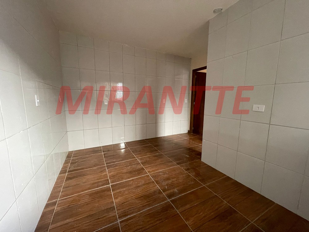 Casa terrea de 220m² com 3 quartos em Vila Carbone