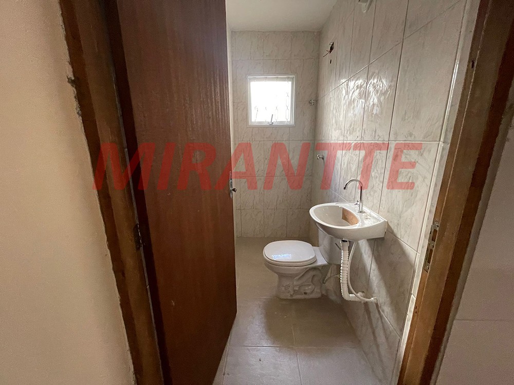 Casa terrea de 220m² com 3 quartos em Vila Carbone