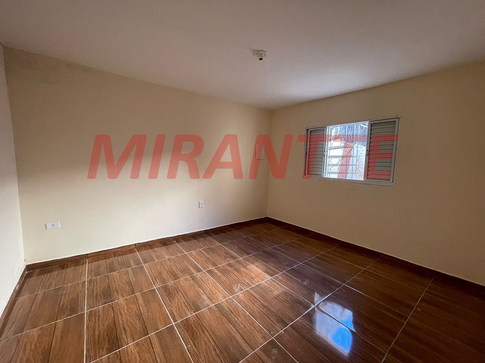Casa terrea de 220m² com 3 quartos em Vila Carbone
