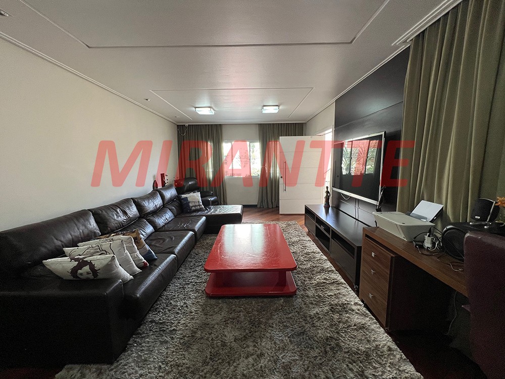 Sobrado de 316m² com 4 quartos em Lauzane Paulista
