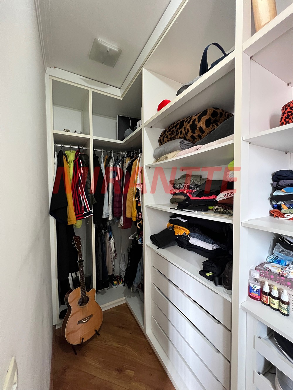 Sobrado de 316m² com 4 quartos em Lauzane Paulista