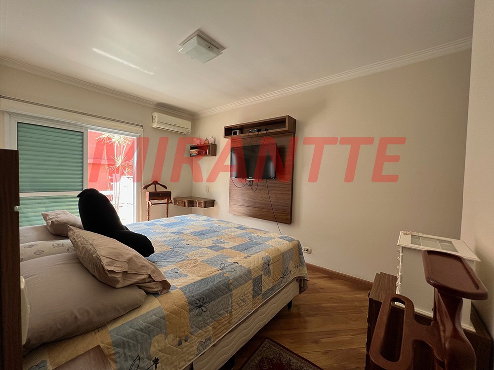 Sobrado de 316m² com 4 quartos em Lauzane Paulista