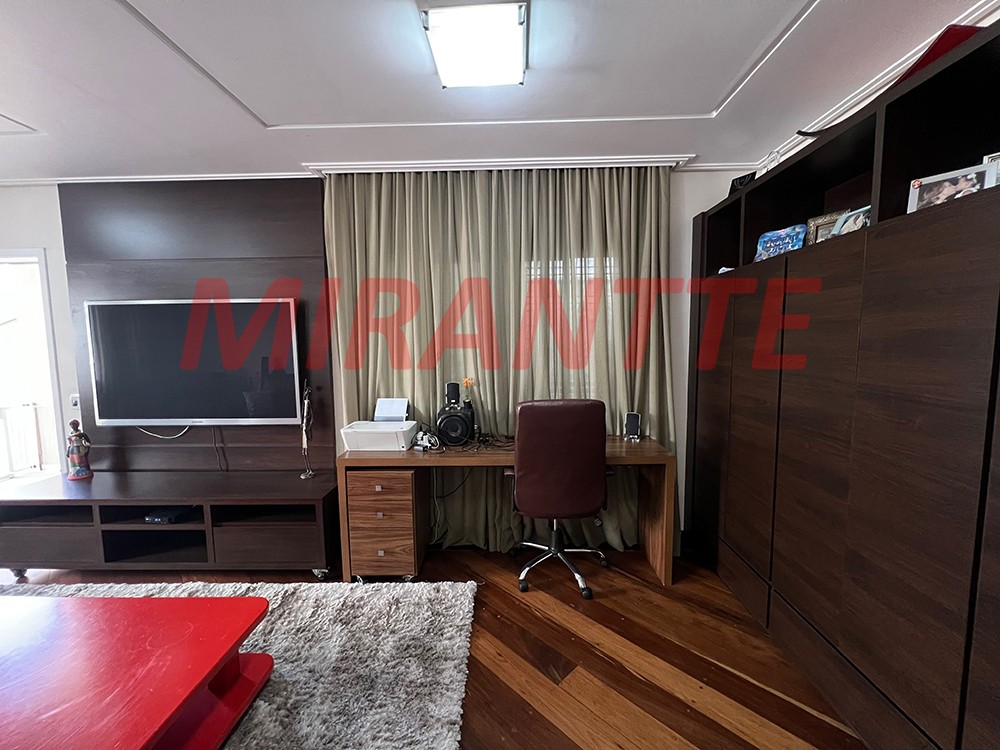 Sobrado de 316m² com 4 quartos em Lauzane Paulista