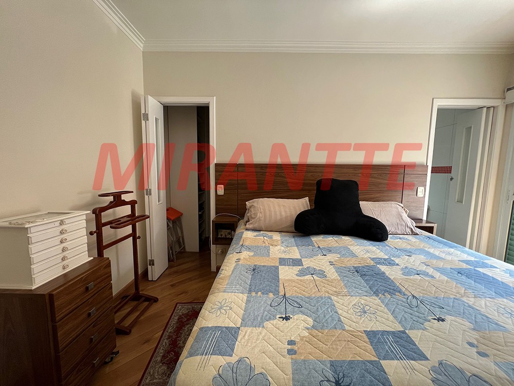 Sobrado de 316m² com 4 quartos em Lauzane Paulista