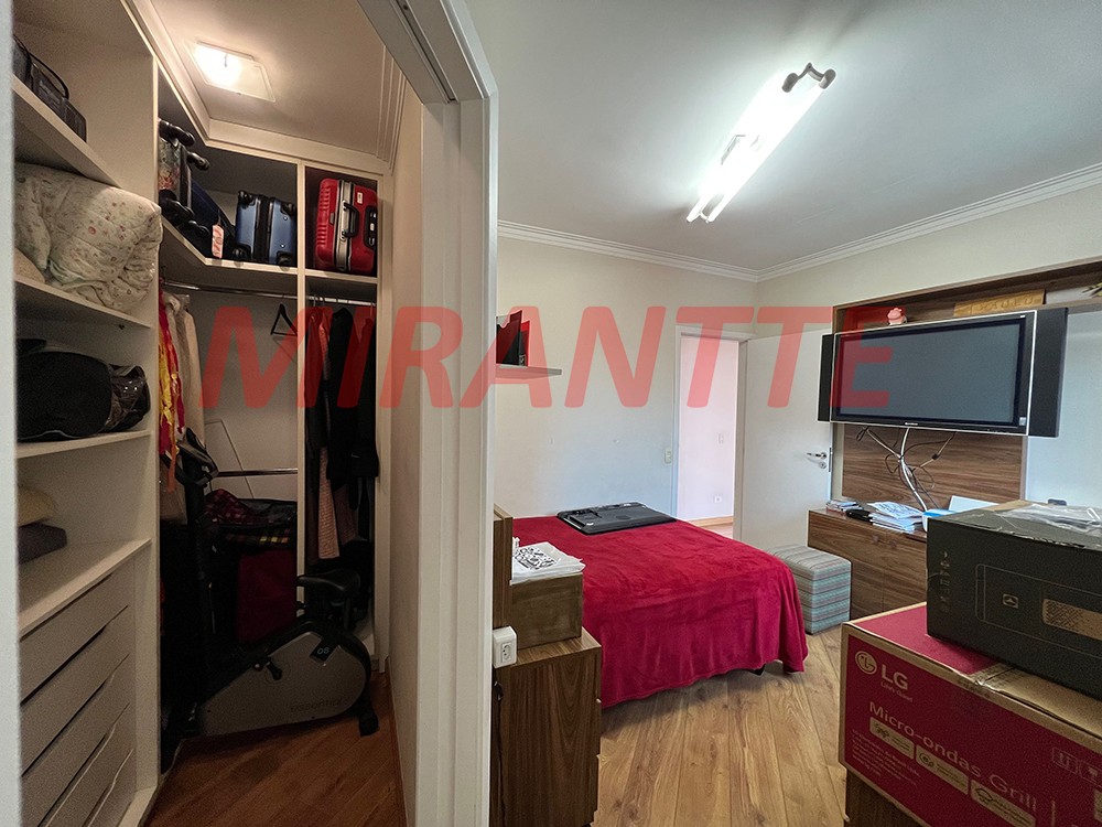 Sobrado de 316m² com 4 quartos em Lauzane Paulista