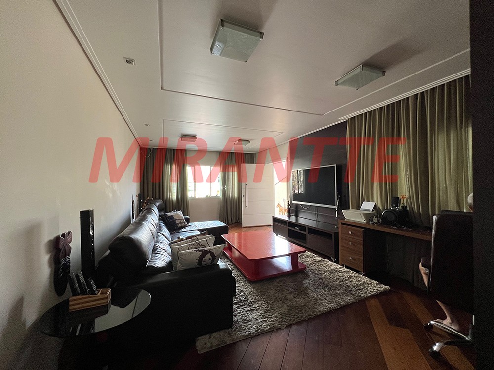 Sobrado de 316m² com 4 quartos em Lauzane Paulista