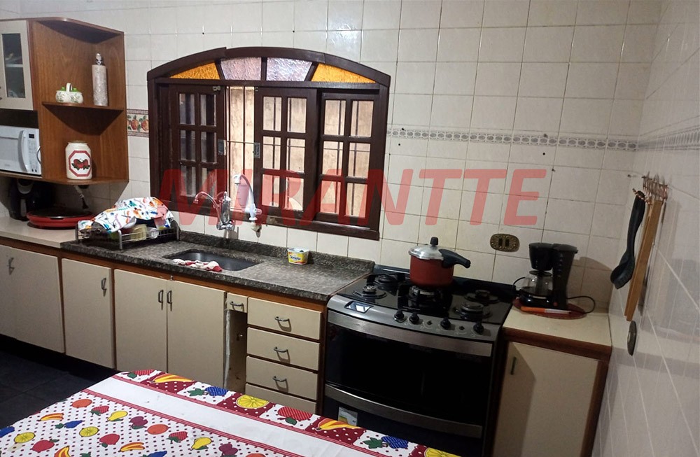 Sobrado de 315m² com 3 quartos em Vila Aurora