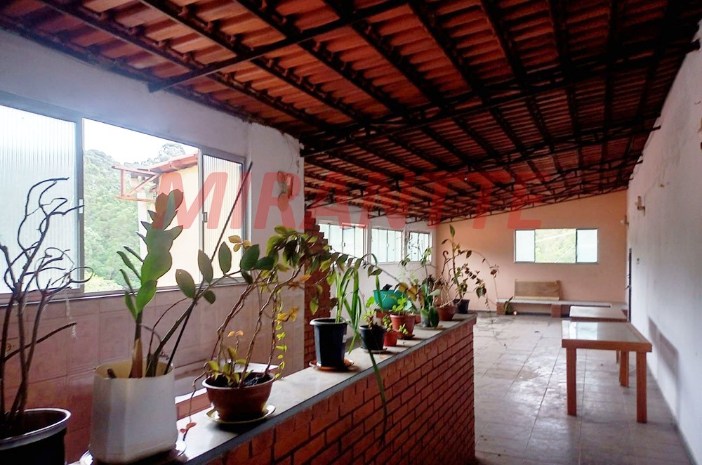 Sobrado de 315m² com 3 quartos em Vila Aurora