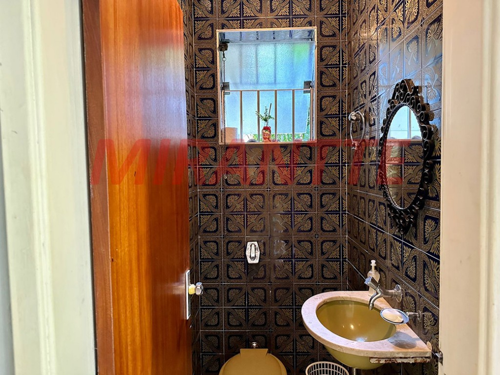 Sobrado de 297m² com 3 quartos em Jardim São Bento