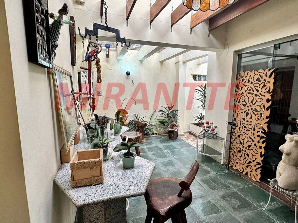 Sobrado de 297m² com 3 quartos em Jardim São Bento