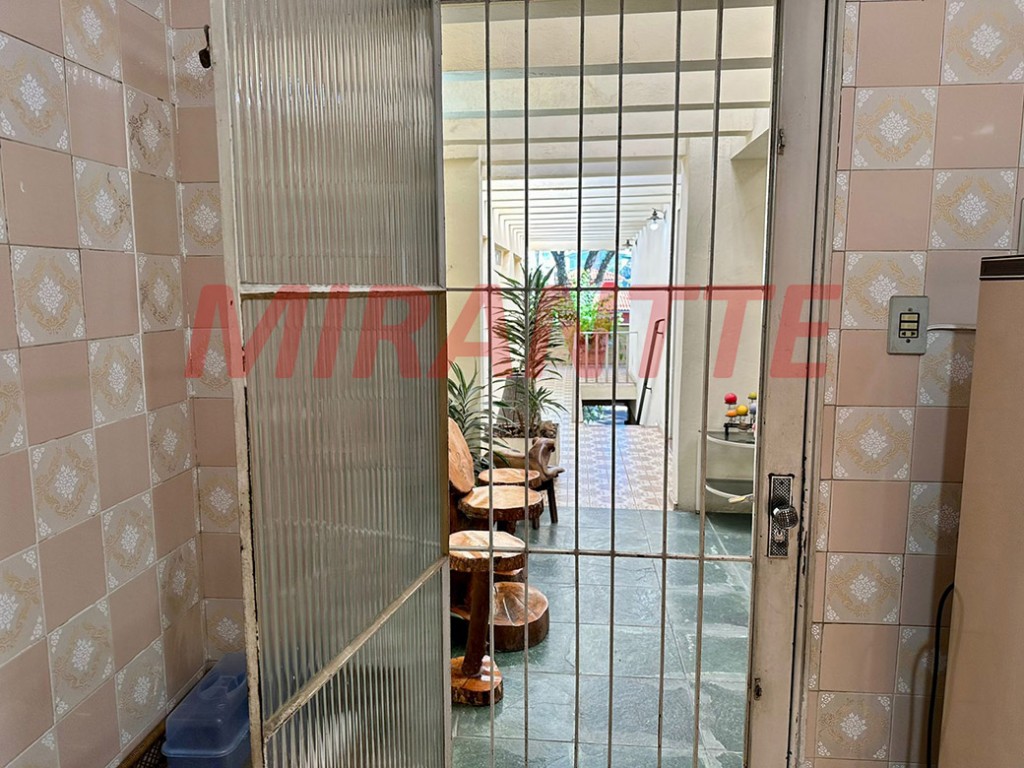 Sobrado de 297m² com 3 quartos em Jardim São Bento