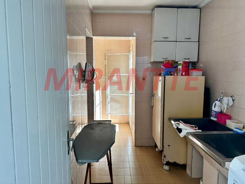 Sobrado de 297m² com 3 quartos em Jardim São Bento