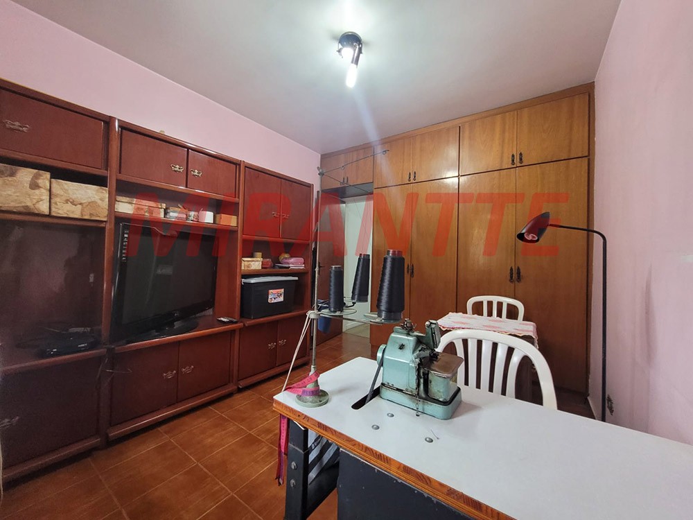 Sobrado de 136m² com 3 quartos em Vila Nova Mazzei