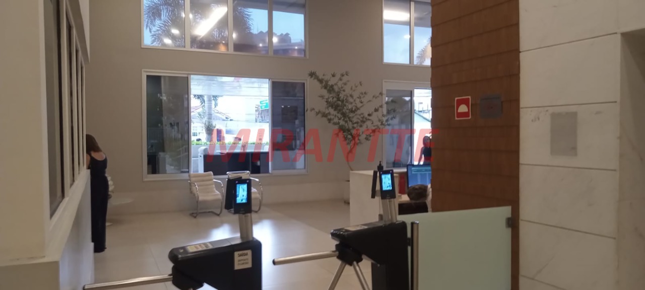 Conjunto comercial de 54.11m² em Santana