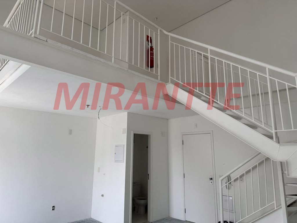Conjunto comercial de 54.11m² em Santana