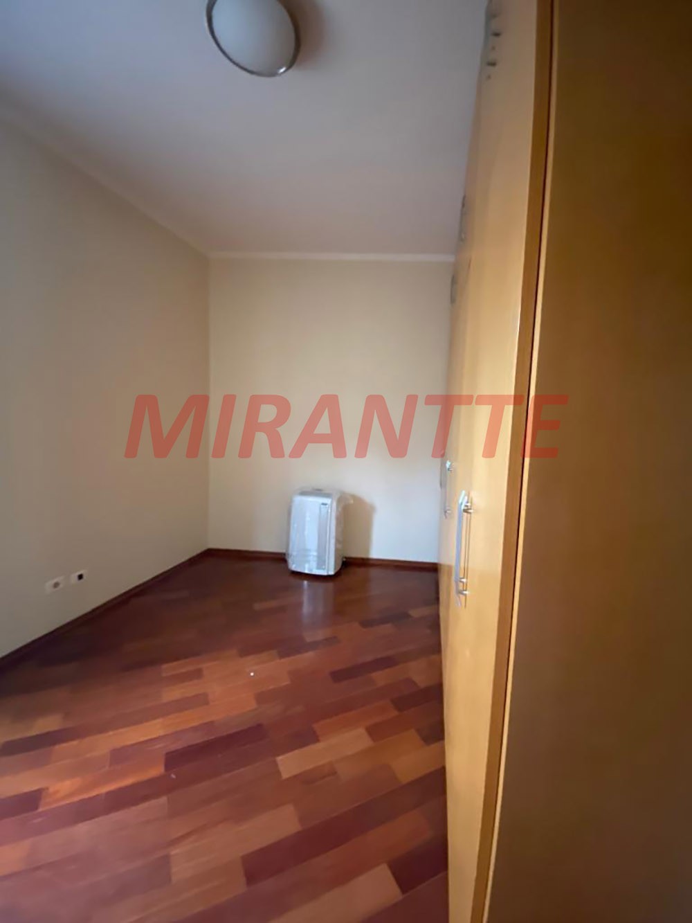Casa terrea de 242m² com 3 quartos em Vila Guilherme