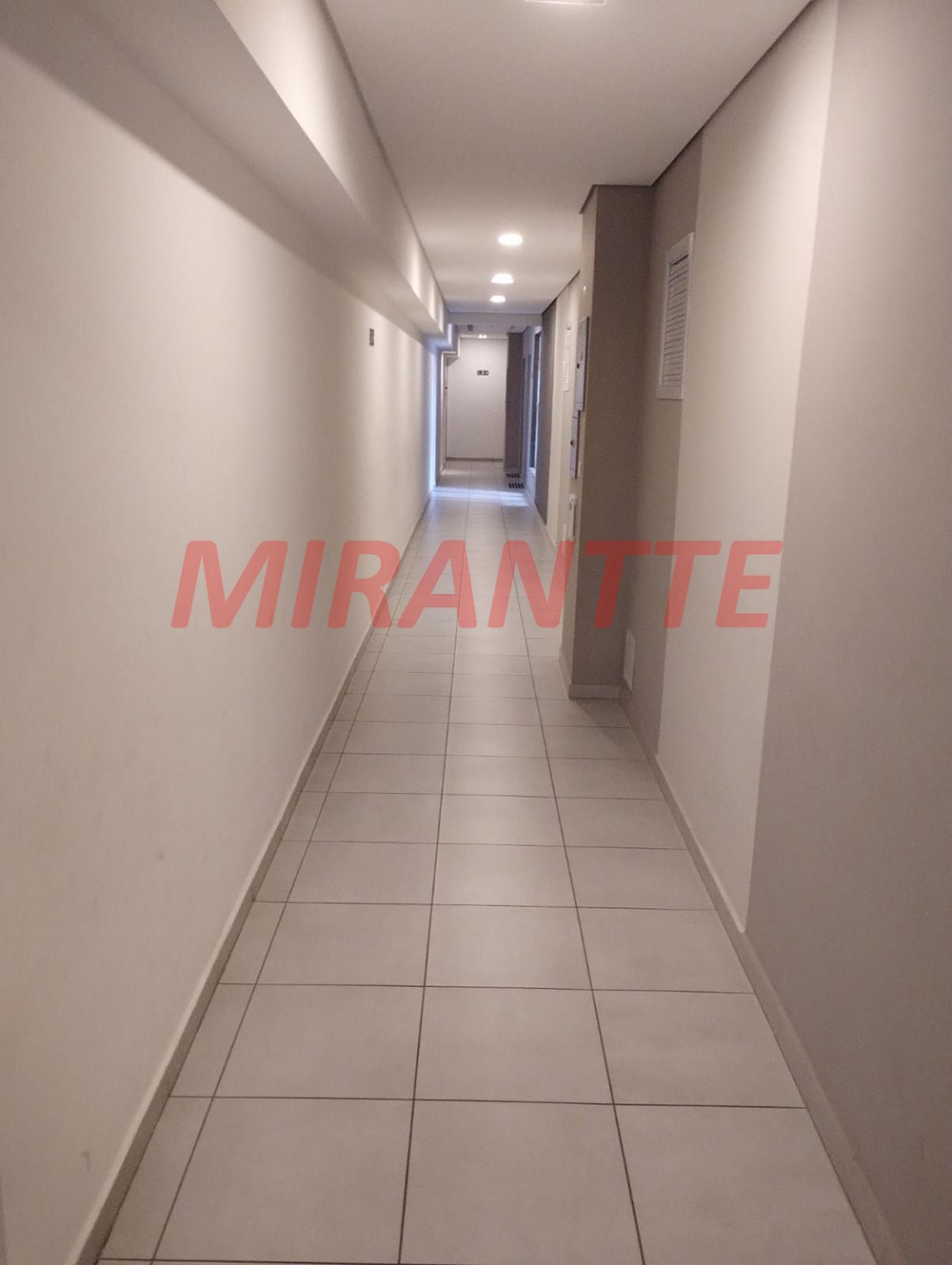 Apartamento de 50m² com 2 quartos em Jardim Tremembé