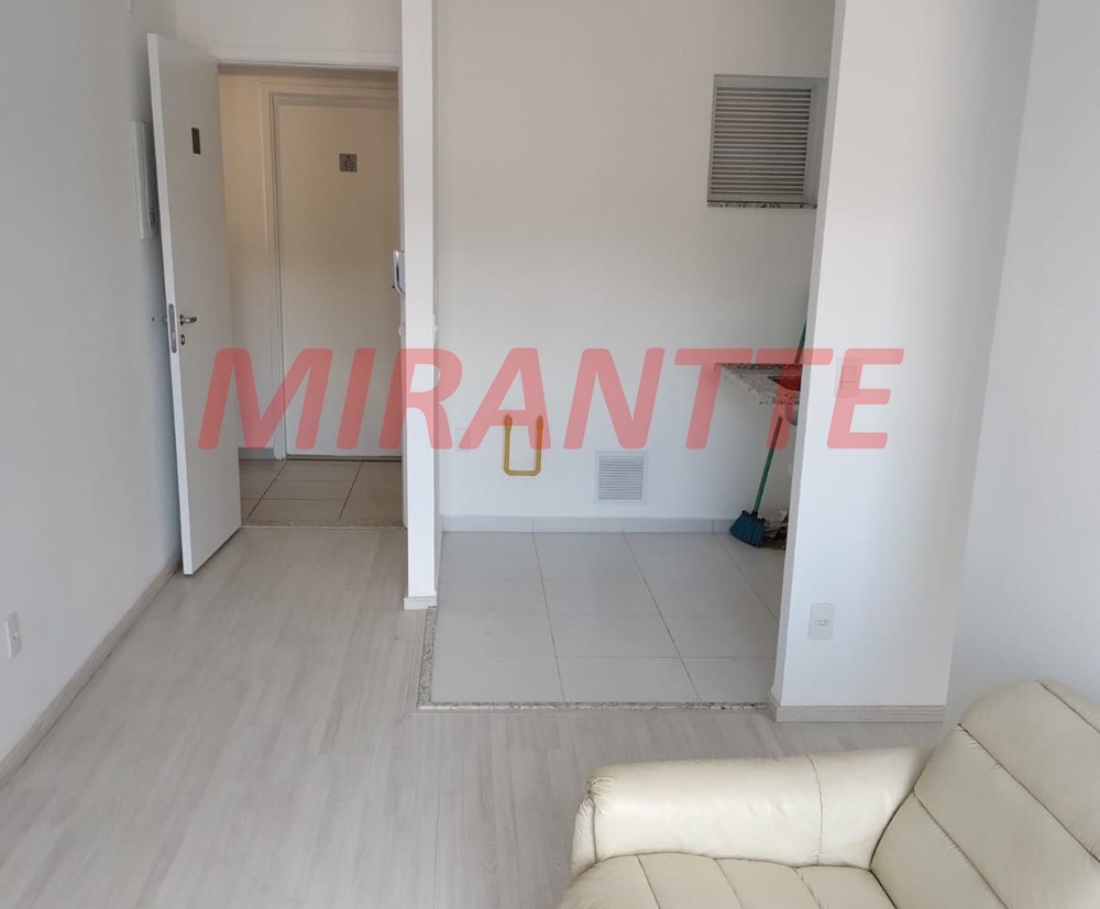 Apartamento de 50m² com 2 quartos em Jardim Tremembé