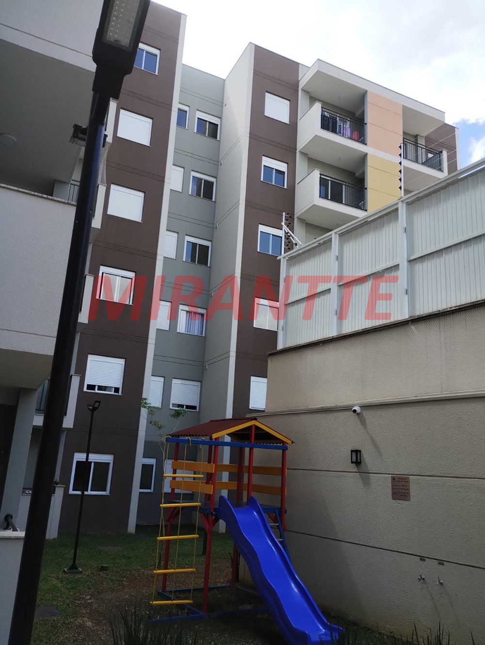 Apartamento de 50m² com 2 quartos em Jardim Tremembé