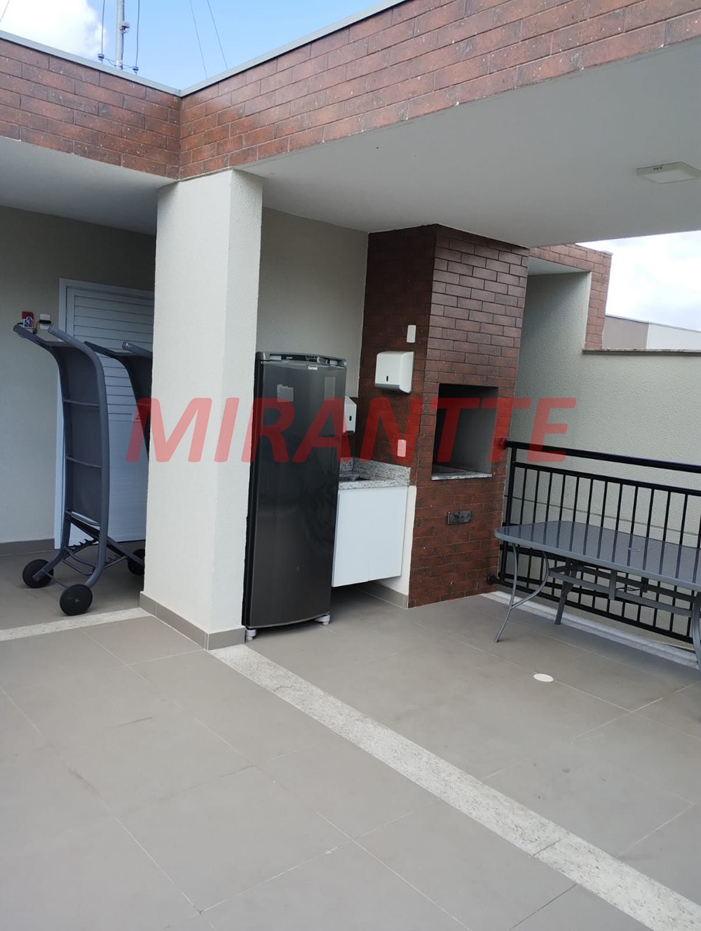 Apartamento de 50m² com 2 quartos em Jardim Tremembé