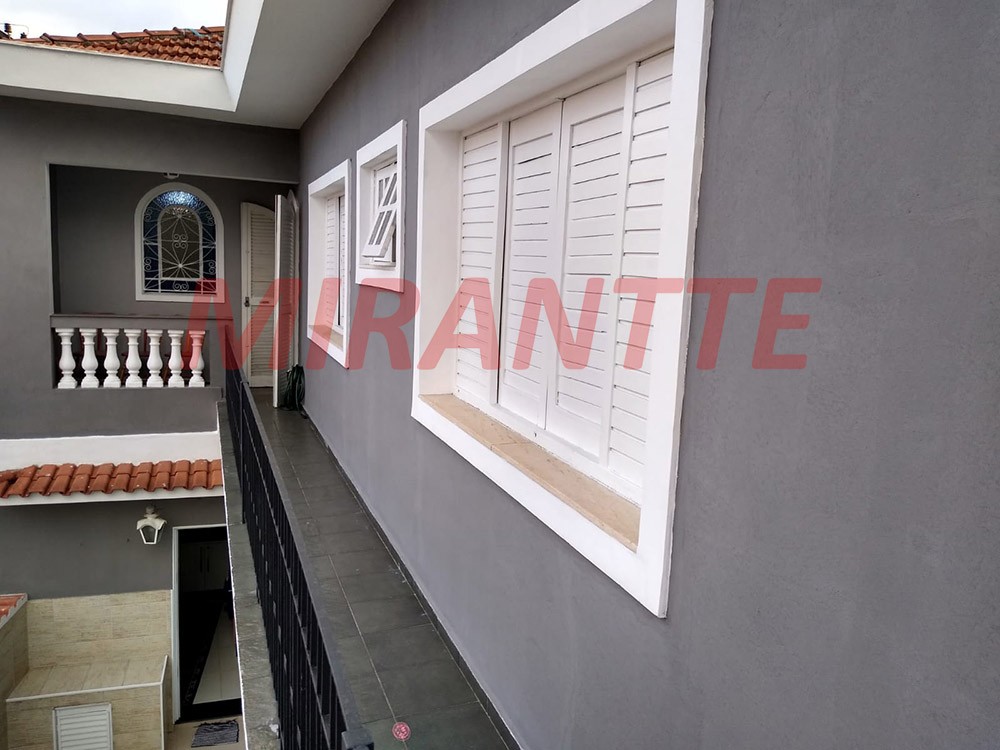 Sobrado de 190m² com 3 quartos em Vila Gustavo