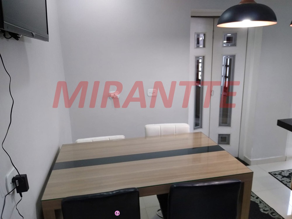 Sobrado de 190m² com 3 quartos em Vila Gustavo