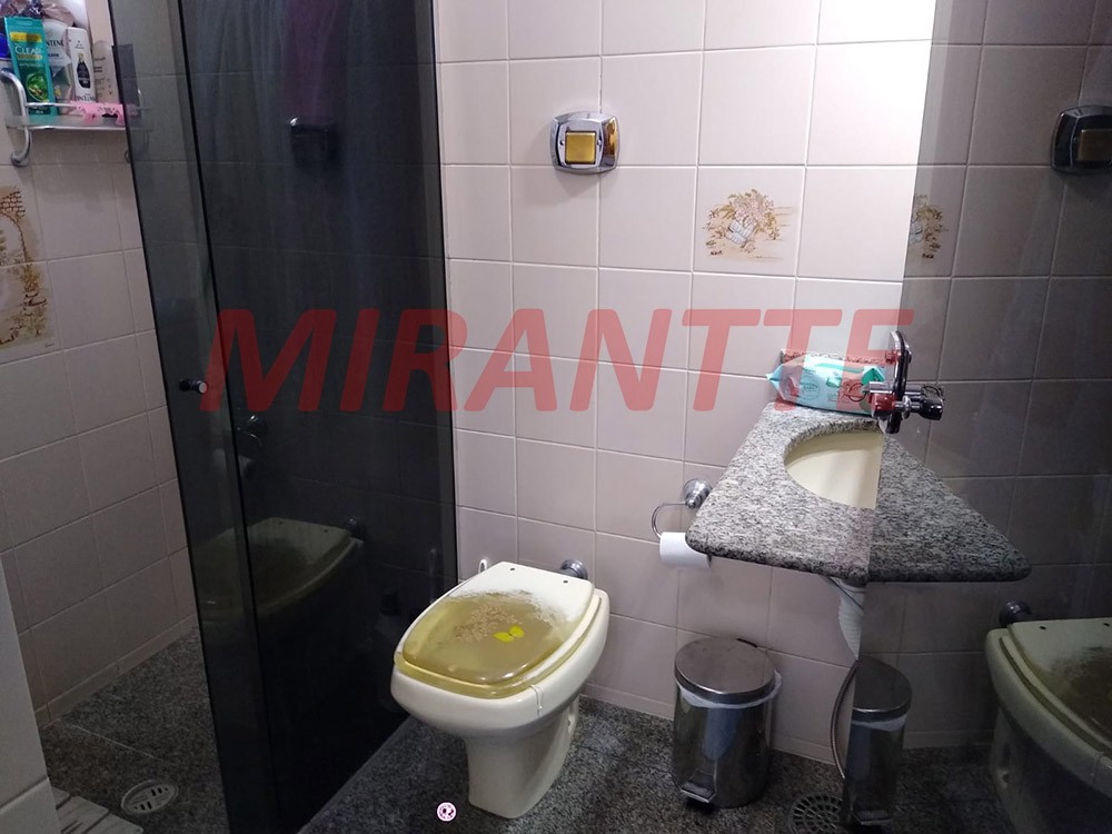 Sobrado de 190m² com 3 quartos em Vila Gustavo